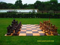 wooden_chess_board_london