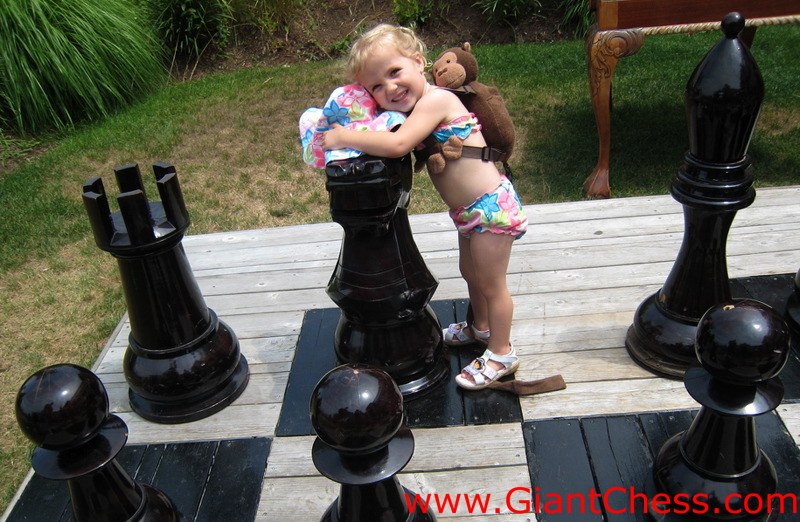 wood_giant_chess_27.jpg