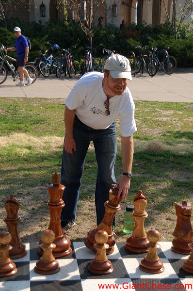wood_giant_chess_35.jpg