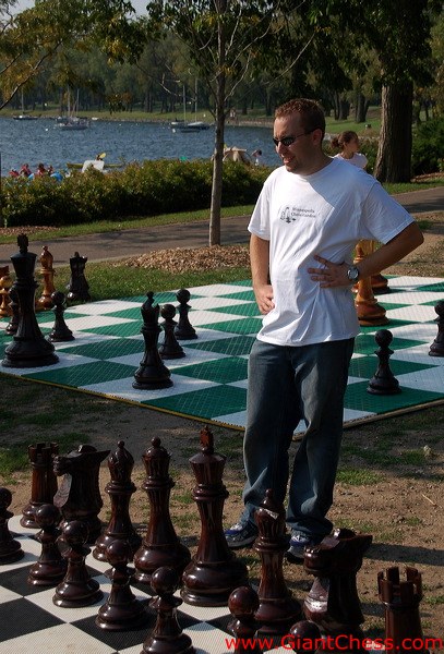 wood_giant_chess_65.jpg