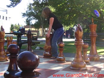 wood_giant_chess_66.jpg