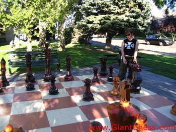 wood_giant_chess_68.jpg