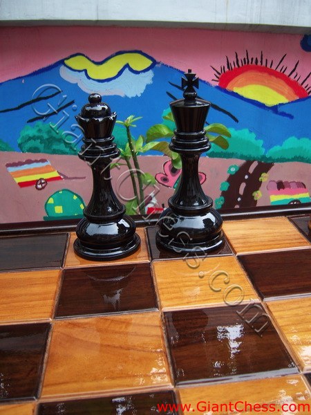 outdoor_chess_table_24.jpg