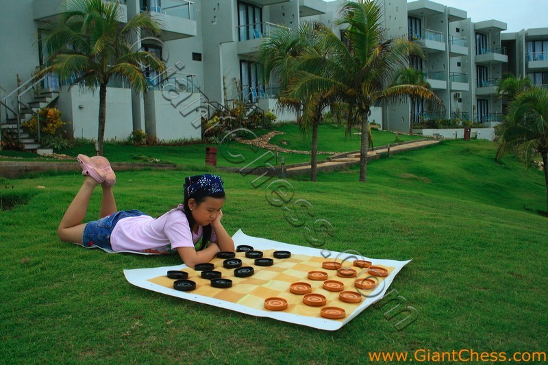 08_wooden_chess_beach_04.jpg