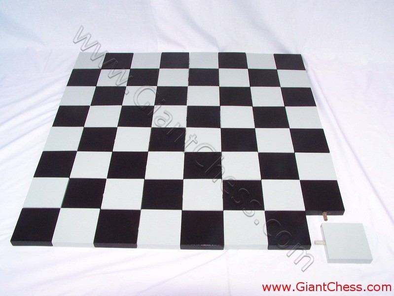 wooden_chess_board_8_07.jpg