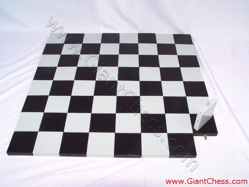 wooden_chess_board_8_09.jpg