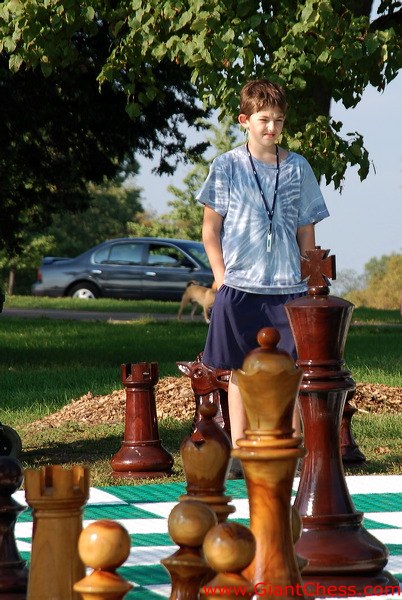 wood_giant_chess_49.jpg