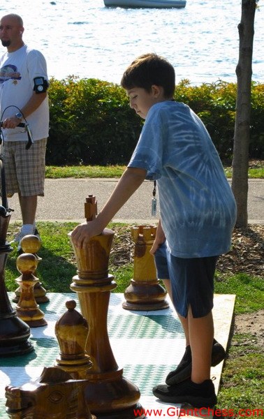 wood_giant_chess_55.jpg