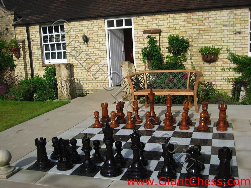 24inchi_garden_chess_01.jpg