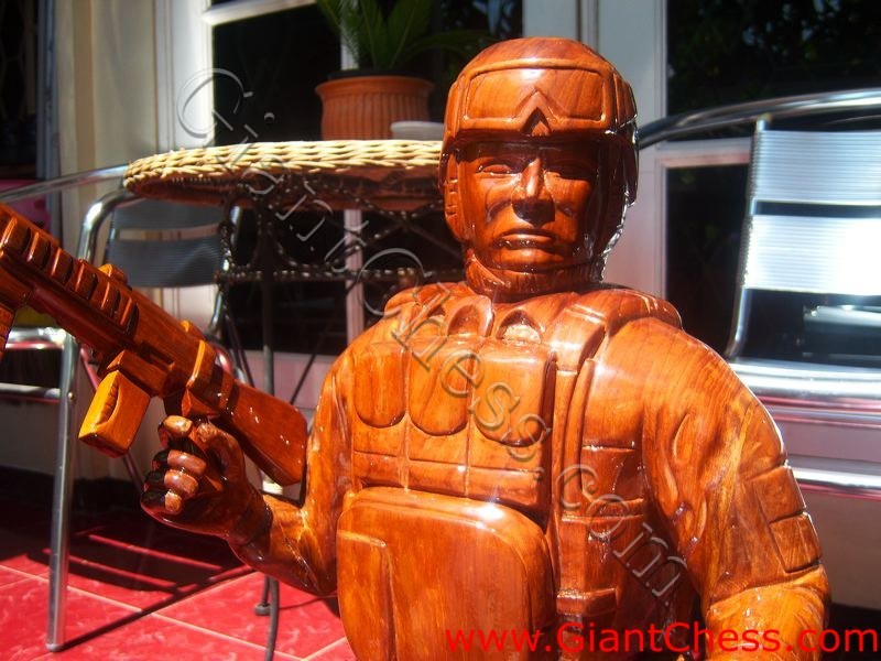 soldier_carving_02.jpg