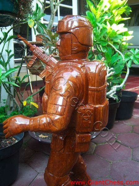 soldier_carving_06.jpg