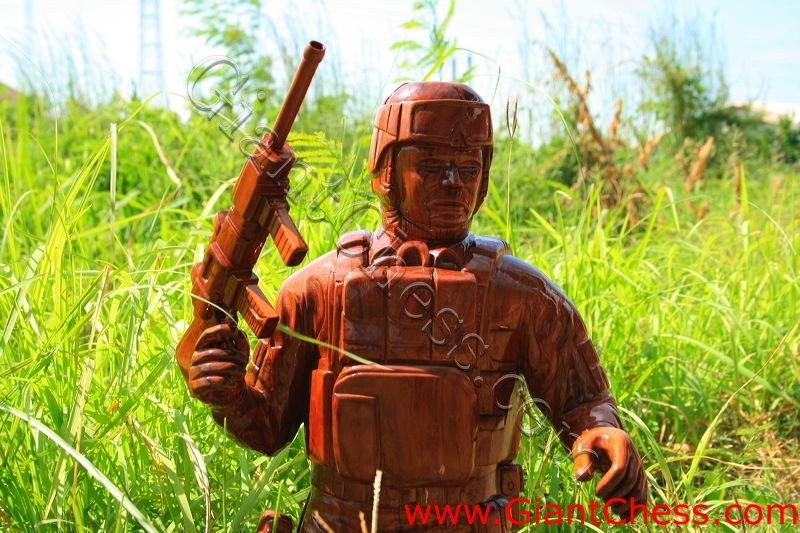 soldier_carving_07.jpg